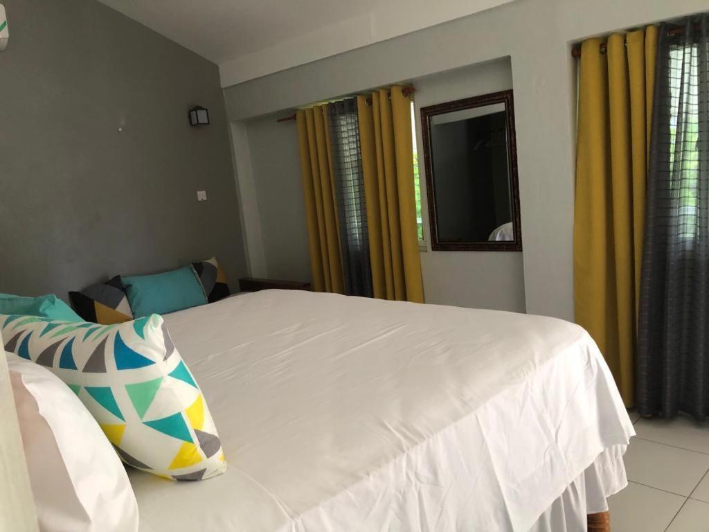 Airport Beach Hotel Montego Bay Kültér fotó